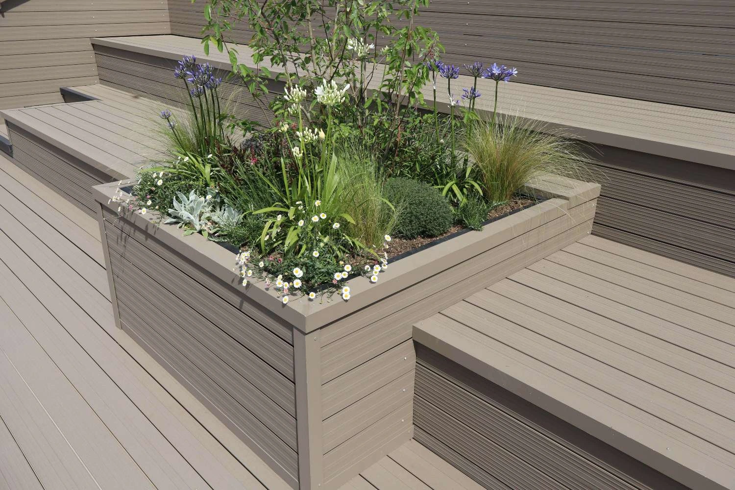 India House — glass balustrade